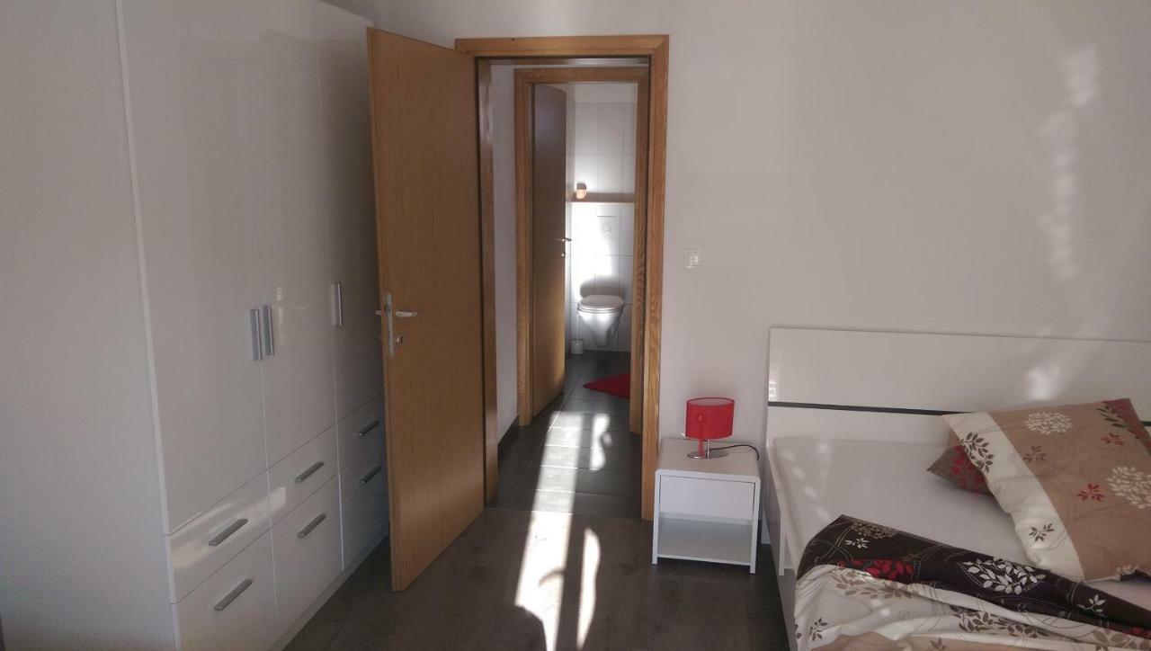 Apartmani Sandro Ivan Dolac Exterior foto